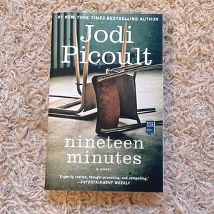 nineteen minutes by Jodi Picoult